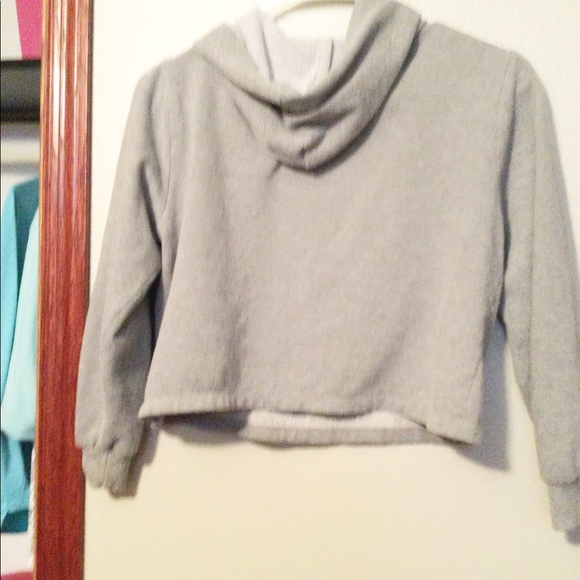 Musically crop top hoodie, L in kids size - Picture 3 of 3